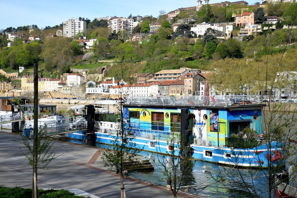 studios peniche Lyon centre Vieux Lyon Confluence Extérieur photo